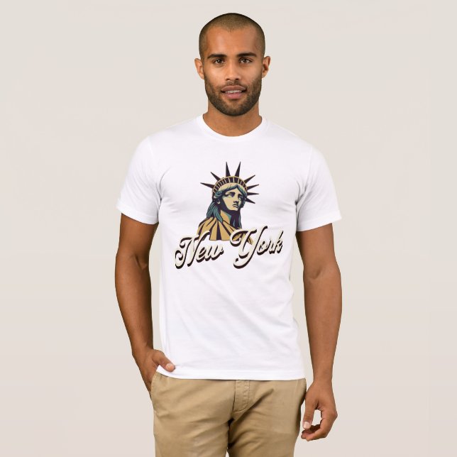 New York, Statue Of Liberty. Iconic City Pride T Shirt (Hel framsida)