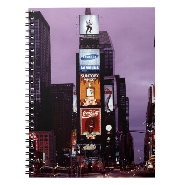 New York Times Square-trafik på natten Anteckningsbok (Framsidan)