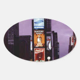 New York Times Square-trafik på natten Ovalt Klistermärke