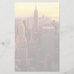 New Yorks skylinstad med Empire state Brevpapper