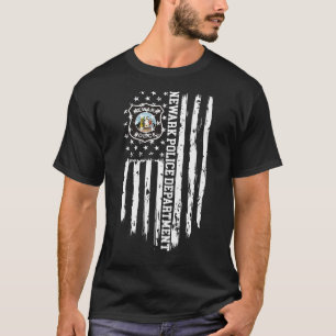Newark Police Department American Flagga Pullover  T Shirt