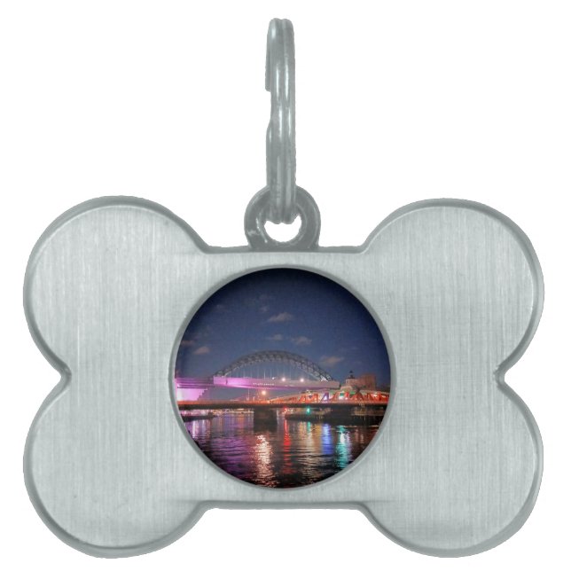 Newcastle broar ID-bricka husdjur (Framsidan)