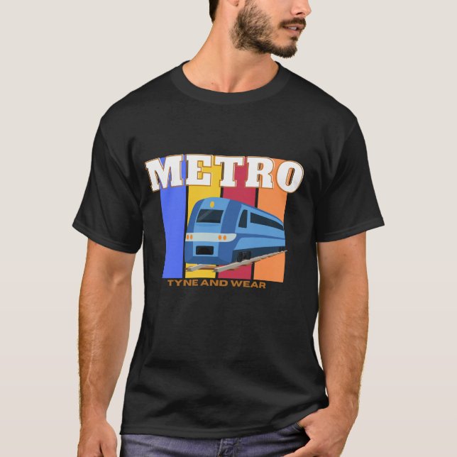 Newcastle med tunnelbana av tyne och bära t shirt (Framsida)