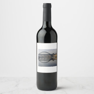 Newcastle Quayside & Tyne Bridge Vinflaska Etikett