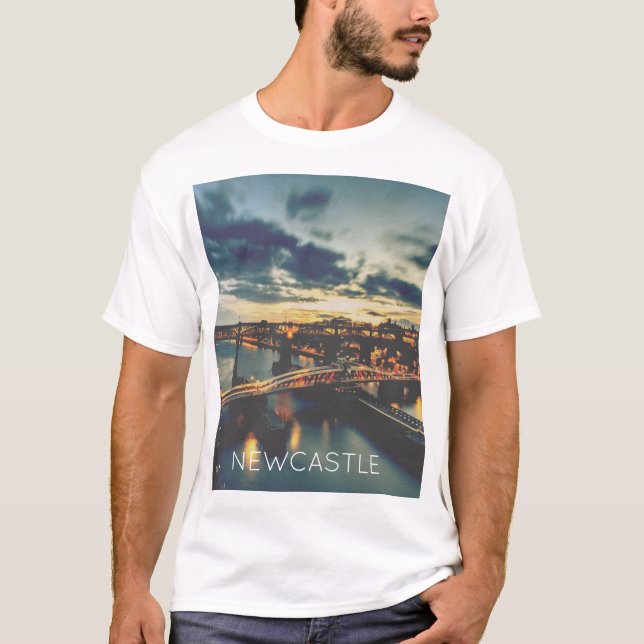 Newcastle UK kort muff T-tröja Tee (Framsida)