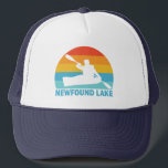 Newfound Sjö New Hampshire Kayak Keps<br><div class="desc">Nyfunna Sjö,  som vissa säger är bland de renaste i världen,  är 4 106 tunnland vatten och är perfekten för kajakning,  kanotering,  fiske,  simning,  plöjning och familjens roligt.</div>