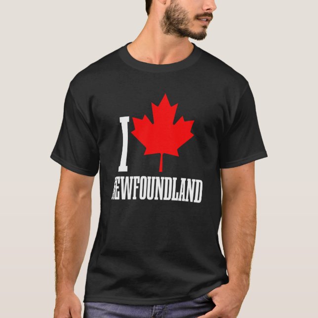 Newfoundland Canada Maple Leaf Canadian Flag Pride T Shirt (Framsida)