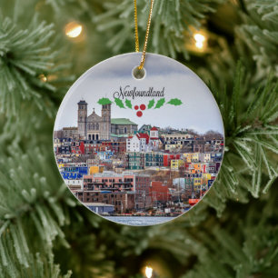 Newfoundland, cityscape med julklapp julgransprydnad keramik