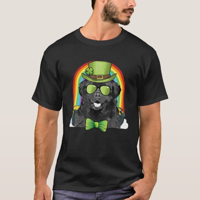 Newfoundland Hund Leprechaun Funny St patricks day T Shirt (Framsida)