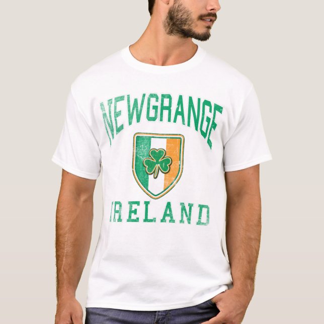 NEWGRANGE Ireland Tee (Framsida)