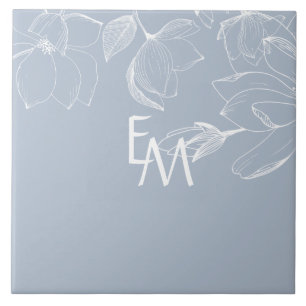 NEWLYWEDS GIFTS Dusty Blue White Magnolia MONOGRAM Kakelplatta