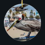Newport Beach 2, sido round Ceramic Ornament<br><div class="desc">Snygg Newport Beach i södra Kalifornien med Balboa Pier. Den här två sidans prydnadsföremål är vibrerande med olika vyer och gör ett underbart semesterminne.</div>