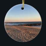 Newport Beach at Sunset, California Julgransprydnad Keramik<br><div class="desc">Vy över Newport Beach från livräddare torn 52 tittar söderut mot piren. Pinkish himlar med sandglöden också. Foto taget i november 2022.</div>