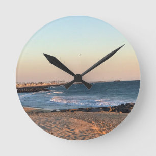 Newport Beach at Sunset, California Rund Klocka