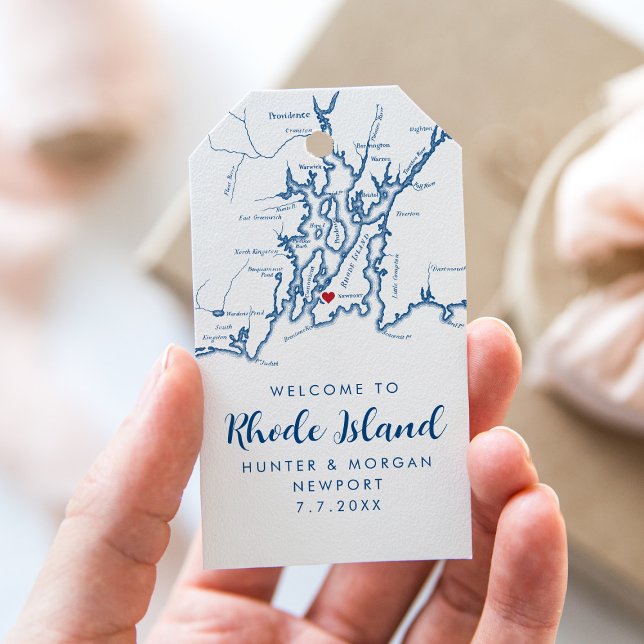 Newport RI-Elegant Modern Navy Wedding Favor Presentetikett (Newport Rhode Island wedding favor gift tags modern navy blue welcome tags from Coastal Map Designs)