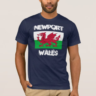 Newport, Wales med Welsh flagga Tee Shirt