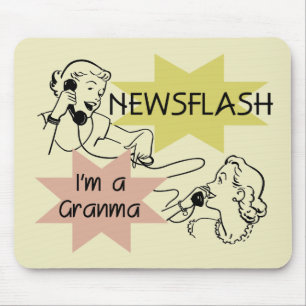 Newsflash mig förmiddag en Granma Tshirts och Musmatta