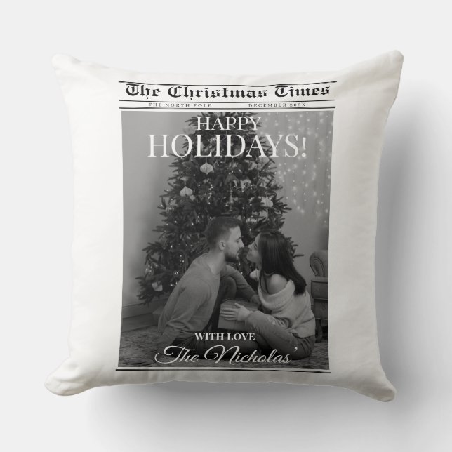 Newspaper What A Year Black White Photo Christmas Kudde (Framsida)