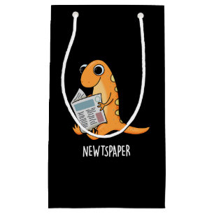 Newtspaper Funny Newspaper Newt Pun Mörk BG