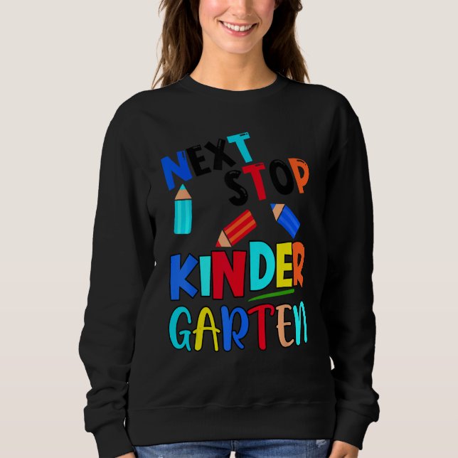Next Stop Kindergarten  Pre K Preschool Graduation T Shirt (Framsida)