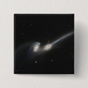 NGC 4676, också som är bekant som musgalaxerna Knapp