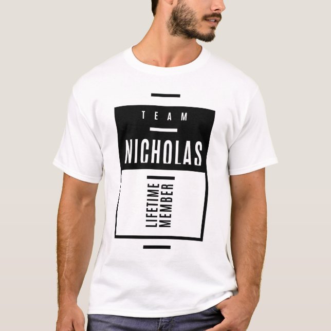 Nicholas Personlig Namn Birthday Gift T Shirt (Framsida)