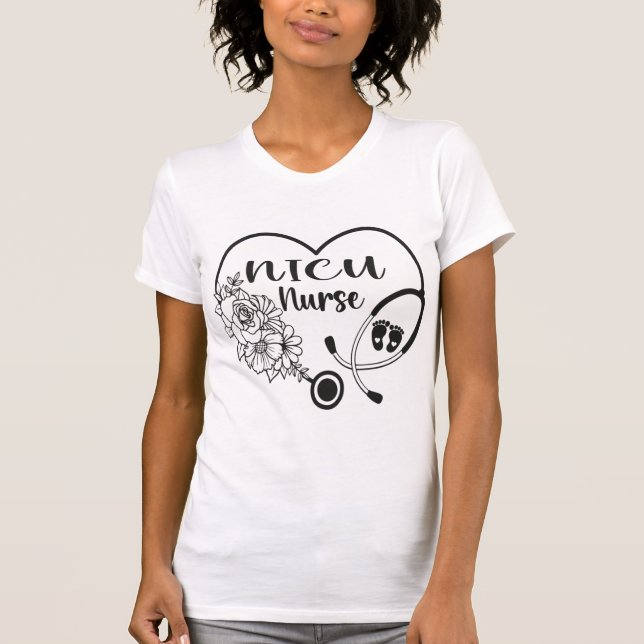 Nicu Nurse Blommigt Heart Stethoscope T Shirt (Framsida)