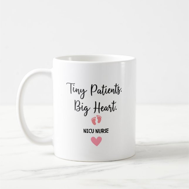 NICU Nurse – Tiny Patients, Big Heart Kaffemugg (Vänster)
