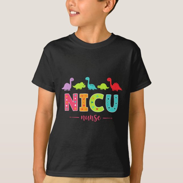 Nicu Nurse With Cute Dinosaurs Pediatric For Women T Shirt (Framsida)
