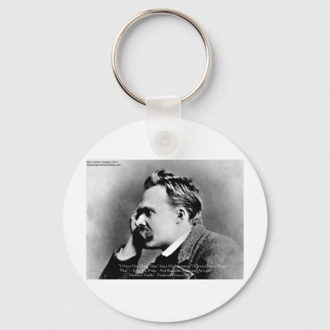 Nietzsche "Pride Vs Memory" Wisdom Quote Gifts/Tee Nyckelring (Framsida)