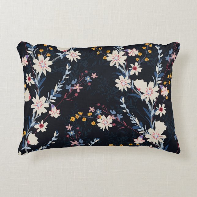 Night Garden Blommigt Navy Mönster Prydnadskudde (Framsidan)