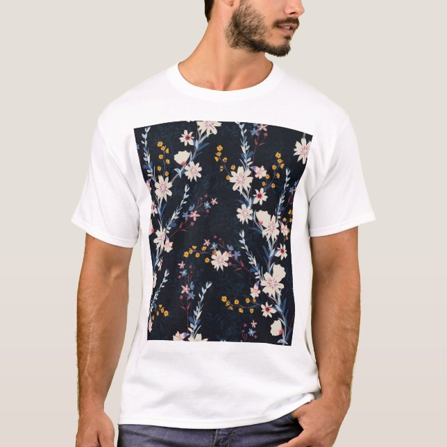 Night Garden Blommigt Navy Mönster T Shirt (Framsida)