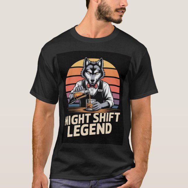 Night Shift Legend Wolf Bartender Shirt T (Framsida)