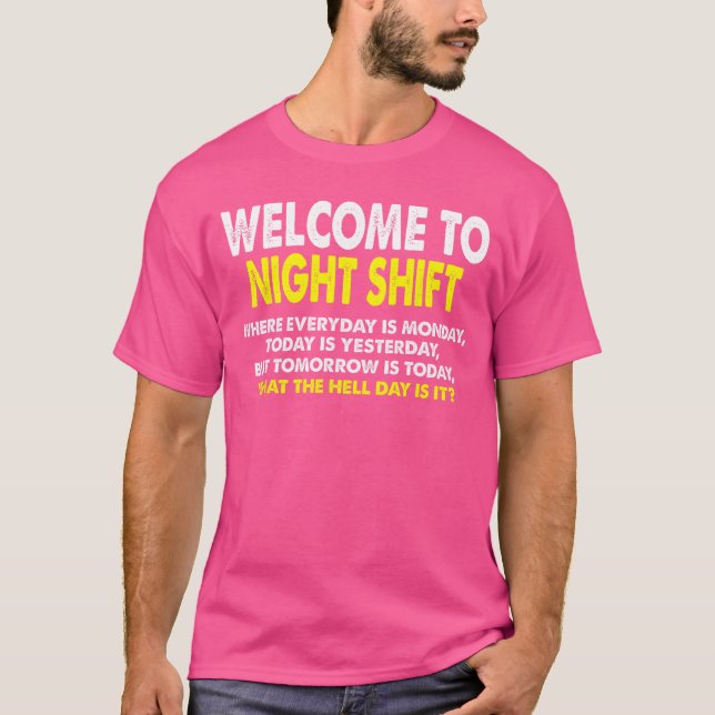 Night Shift Workers Funny Midnight Shift retro gif T Shirt (Framsida)