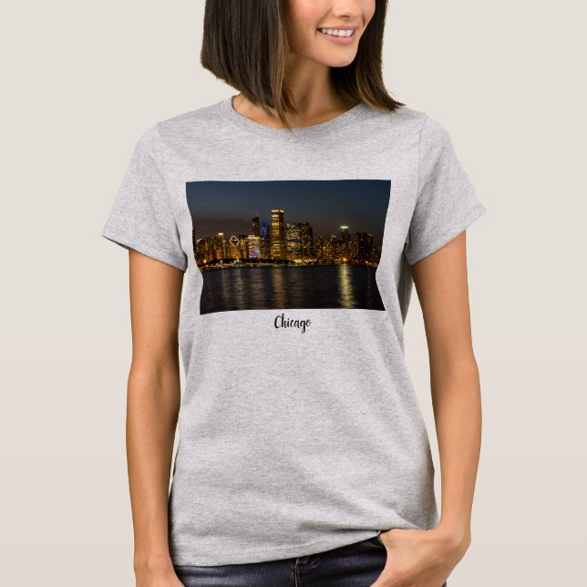 Night Skyline Chicago Pano T-shirt (Framsida)