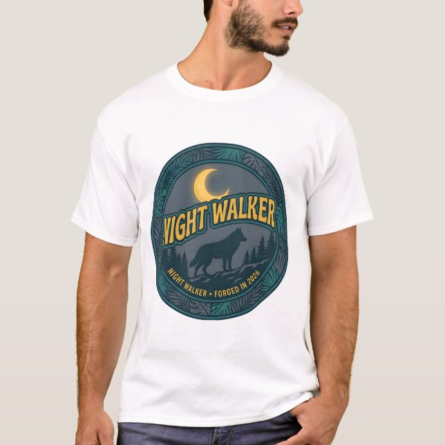 Night Walker Wolf Vintage Wilderness  T Shirt (Framsida)