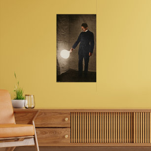 Nikola Tesla hållandes en glödlampa Poster