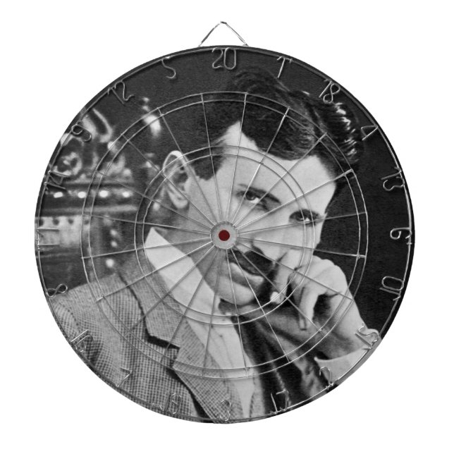 NIKOLA TESLA PORTRÄTT I BLACK DARTTAVLA (Framsidan)