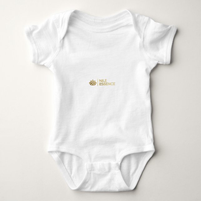 Nile Essence: Ren Luxus, Tidlös Elegans. T Shirt (Framsida)