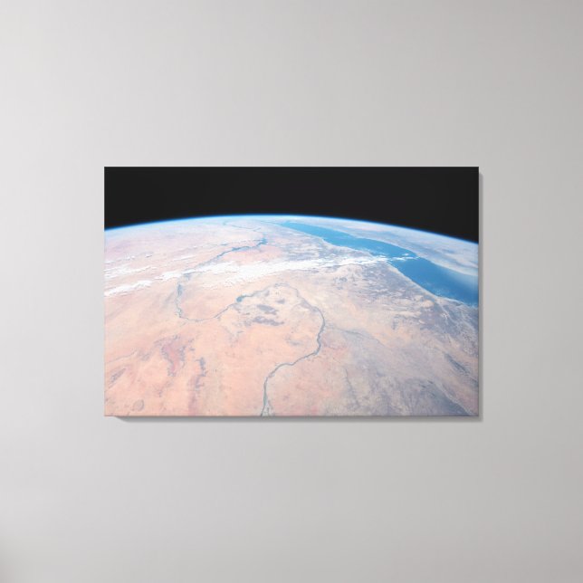 Nile River Winding Northward intill Röda havet Canvastryck (Framsida)