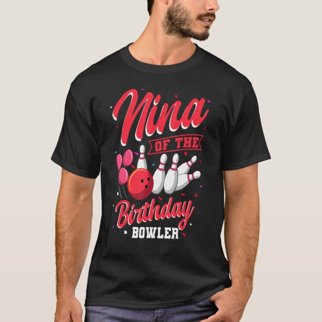 Nina från födelsedagens Bowlareare kägelfamilj Cel T Shirt (Framsida)