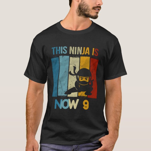 Ninja är 9 Ninja T Shirt (Framsida)