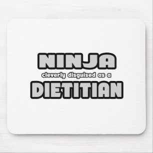Ninja Cleverly maskerad som en dietist Musmatta