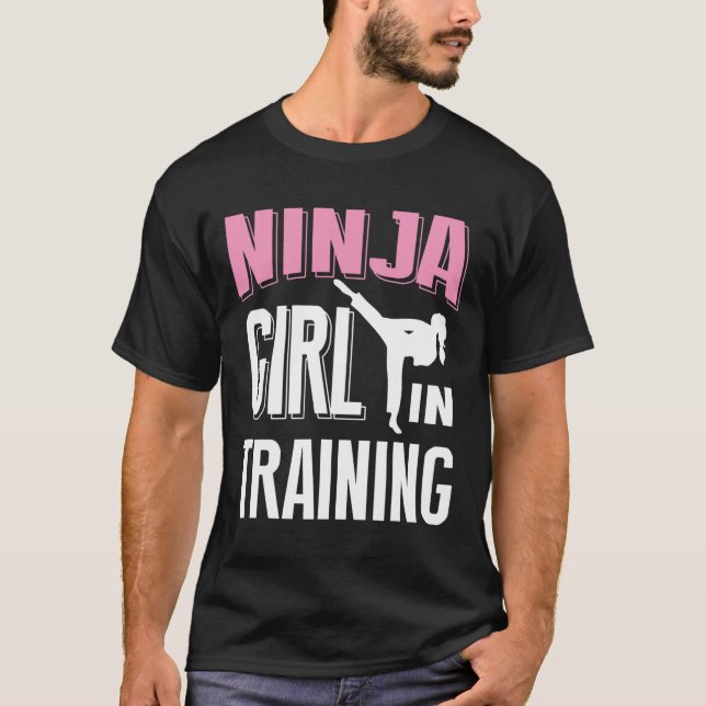 Ninja Girl in Training Karate Taekwondo S for Girl T Shirt (Framsida)