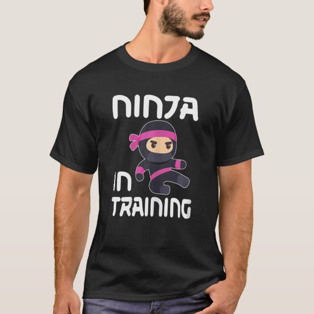 Ninja Girl in Training T Shirt (Framsida)