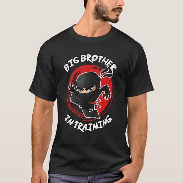 Ninja Warrior Big Brother i utbildad framtida Mart T Shirt (Framsida)