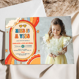 Nio är en vibe Groovy Retro Rainbow 9:e födelsedag Inbjudningar