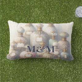 Nischparfymsamling, Monogram Vattenfärg  Lumbarkudde