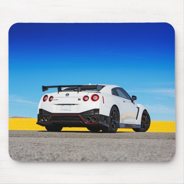 Nissan GT-r spårar dag Musmatta (Framsidan)