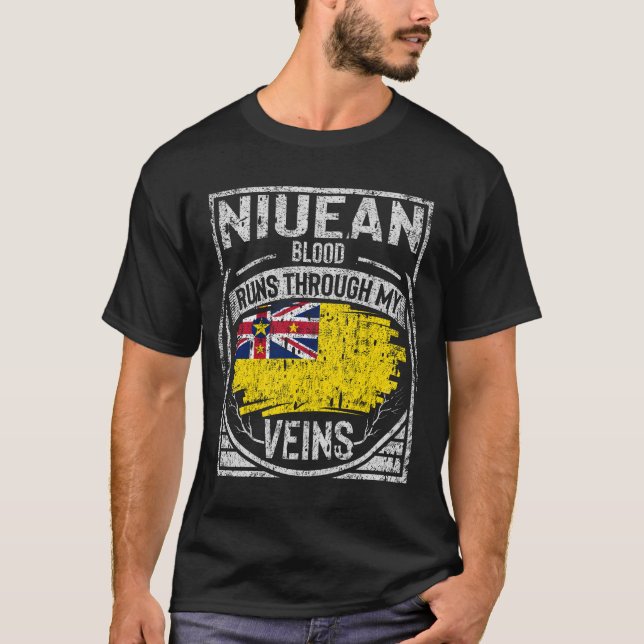 Niuean Blood Springa genom mina Veins T Shirt (Framsida)
